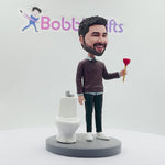 Bobblehead drôle personnalisé débouchant les toilettes