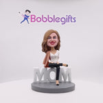 Maman dominatrice personnalisée Bobblehead pour le cadeau de la fête des mères