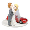 Couple de mariage bobbleheads avec voiture