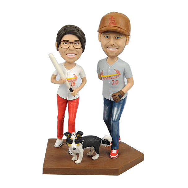 Couple de baseball personnalisé Bobblehead avec animal de compagnie