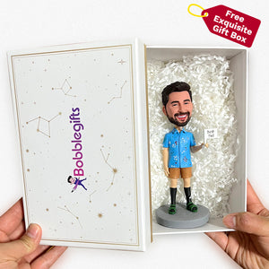 Ingénieur logiciel masculin à bobblehead personnalisé avec ordinateur