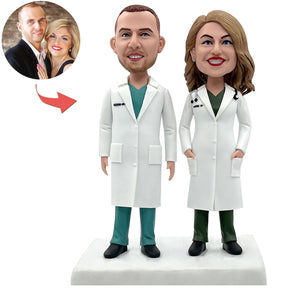 Bobblehead personnalisé pour un couple de super docteur